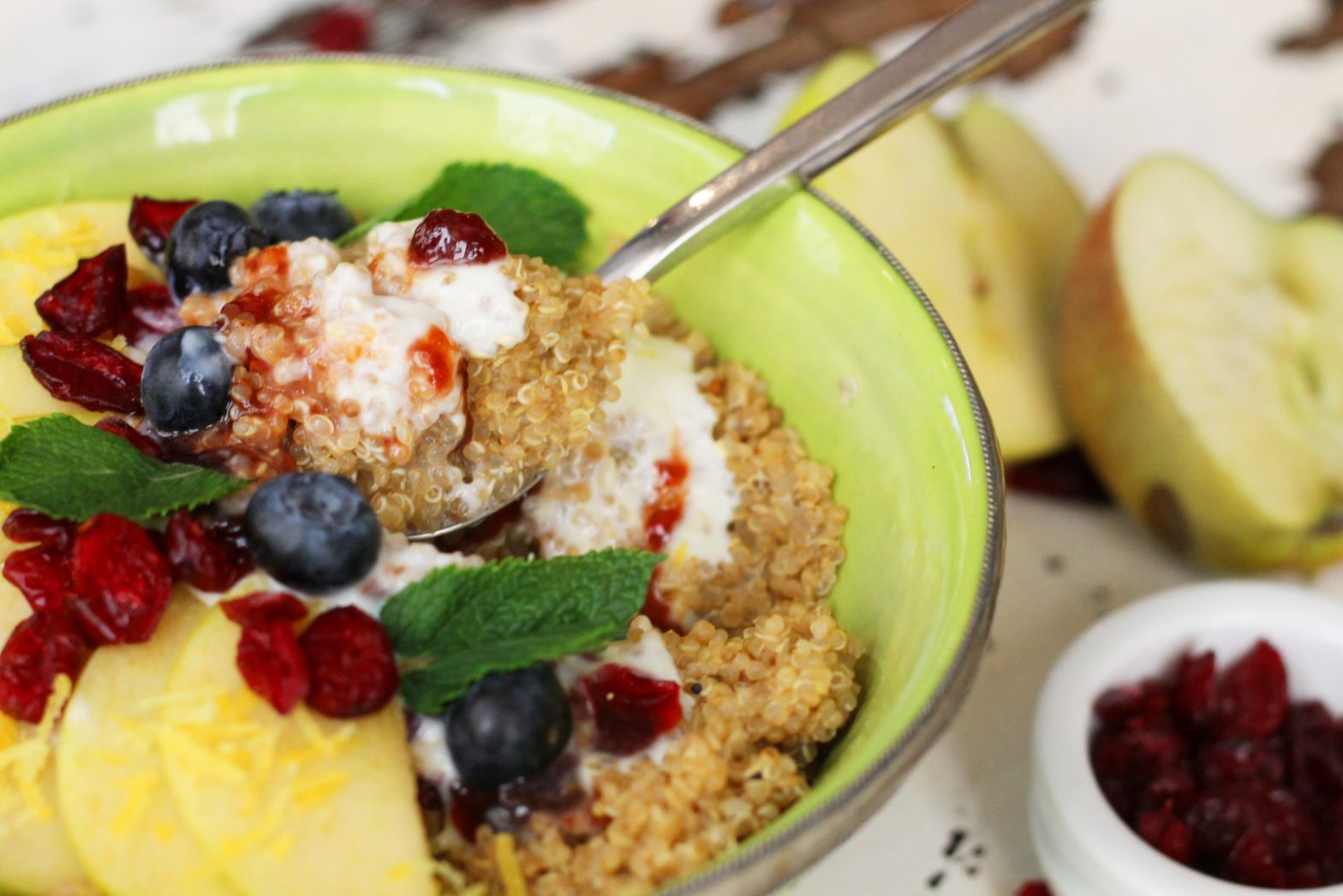 Quinoa & Apple Porridge